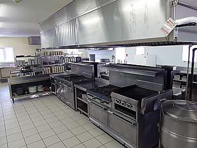 Location de cuisine commerciale et salle de rception pour restaurateur, gestionnaire, traiteur et chef cuisinier  Montral, Laval, la Rive-Nord et les Basses-Laurentides.